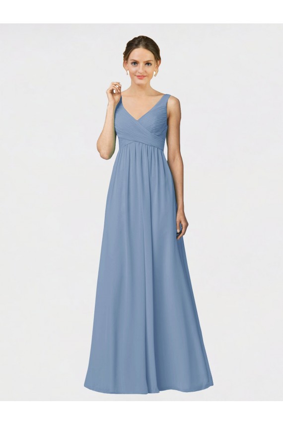 Long Chiffon Bridesmaid Dress with Sweetheart Neckline and Wide Straps UK