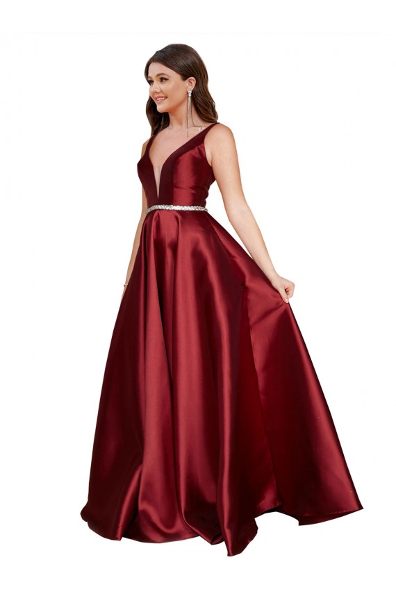 Sleeveless Deep V-Neck A-Line Satin Bridesmaid Dress with Pockets UK