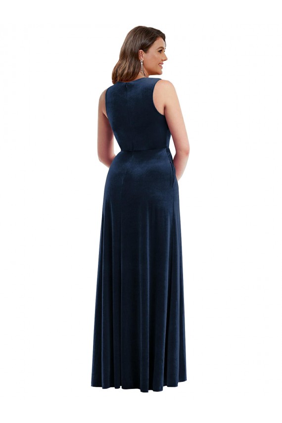 Deep V-Neck Sleeveless Velvet Maxi Bridesmaid Dress with Pockets UK